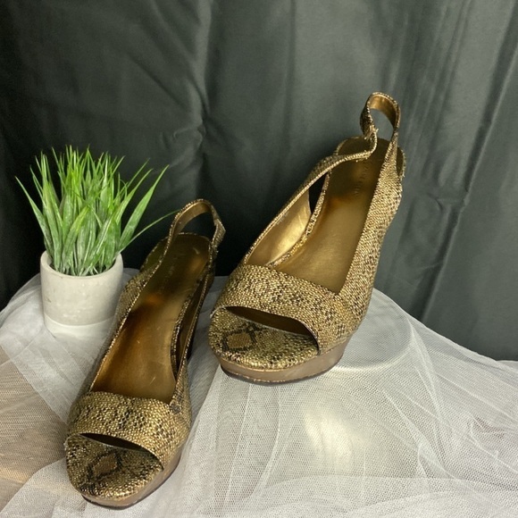 Ann Klein Wedge Sandals 💕🔥 - Picture 12 of 12